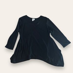 Planet by Lauren G black microfiber top